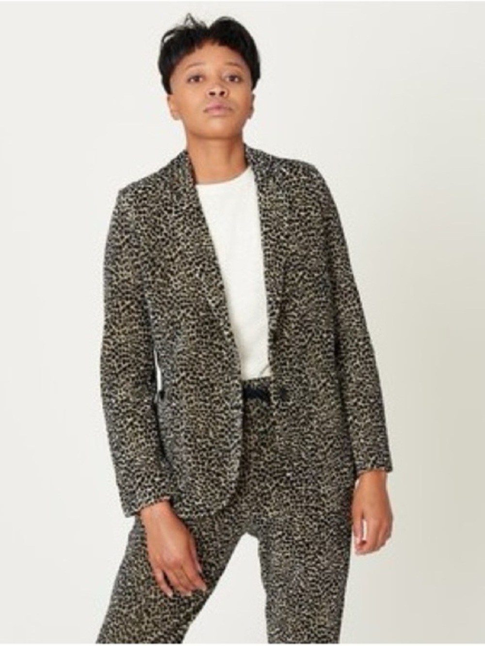 6397 Leopard Blazer size Large